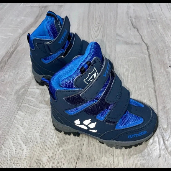 Virile boys  hiking snow shoes eur sz 25 - Picture 1 of 4